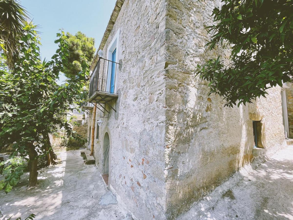 카포오를란도 La Casa Del Nespolo B&B 외부 사진
